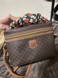 （分類：）位於 。 由 manlee.578 提交（商品編號 1467268692，圖片 1）。簡介： 。