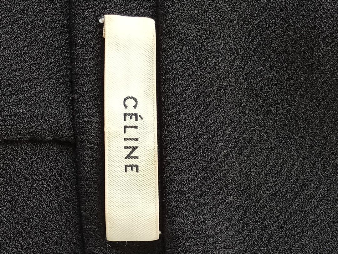 CELINE TRENCH COAT (Category: Coats, Jackets and Outerwear) located in Manila. Submitted by fastfox_c38073 (Listing ID 1467231958, Image 2). Description: LENGTH:43 WIDTH:17.5 mesh sleeve missing belt.
