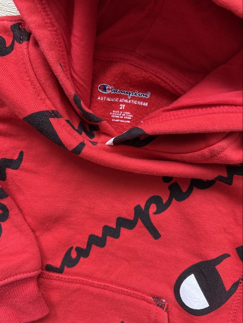 Champion hoodie 2T (Category: Babies & Kids Fashion) located in Cebu City. Submitted by yjainani (Listing ID 1467279791, Image 3). Description: .
