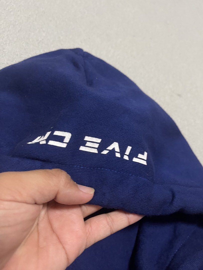 Champion x Five CM Hoodie Jacket (Category: Hoodies) located in Bulacan. Submitted by sanjisthrift (Listing ID 1467344225, Image 3). Description: Size XL Width 23.5 Length 30 Very Good Condition 9/10 Need wash.