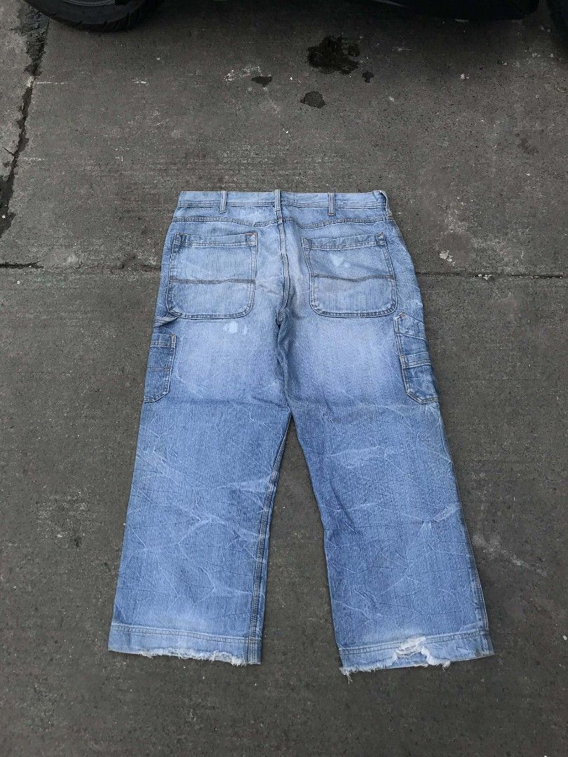 Chancer worker carpenter pants (Category: Jeans) located in Manila. Submitted by thriftnicarl.3 (Listing ID 1467322789, Image 1). Description: waist - 36 length - 36 thigh - 13 leg opening - 10 price - 349 free via jnt.