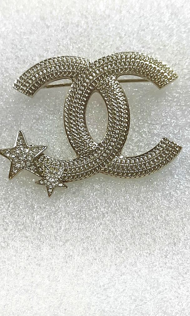 Chanel Brooch (Category: Luxury Accessories) located in Manila. Submitted by blings_thingies (Listing ID 1467260005, Image 1). Description: .