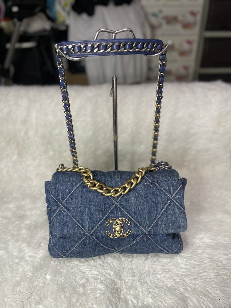 Chanel denim (Category: Luxury Bags & Wallets) located in Malabon City. Submitted by bagsnilucas (Listing ID 1467224498, Image 1). Description: With flaw Need patching refer to last photo.