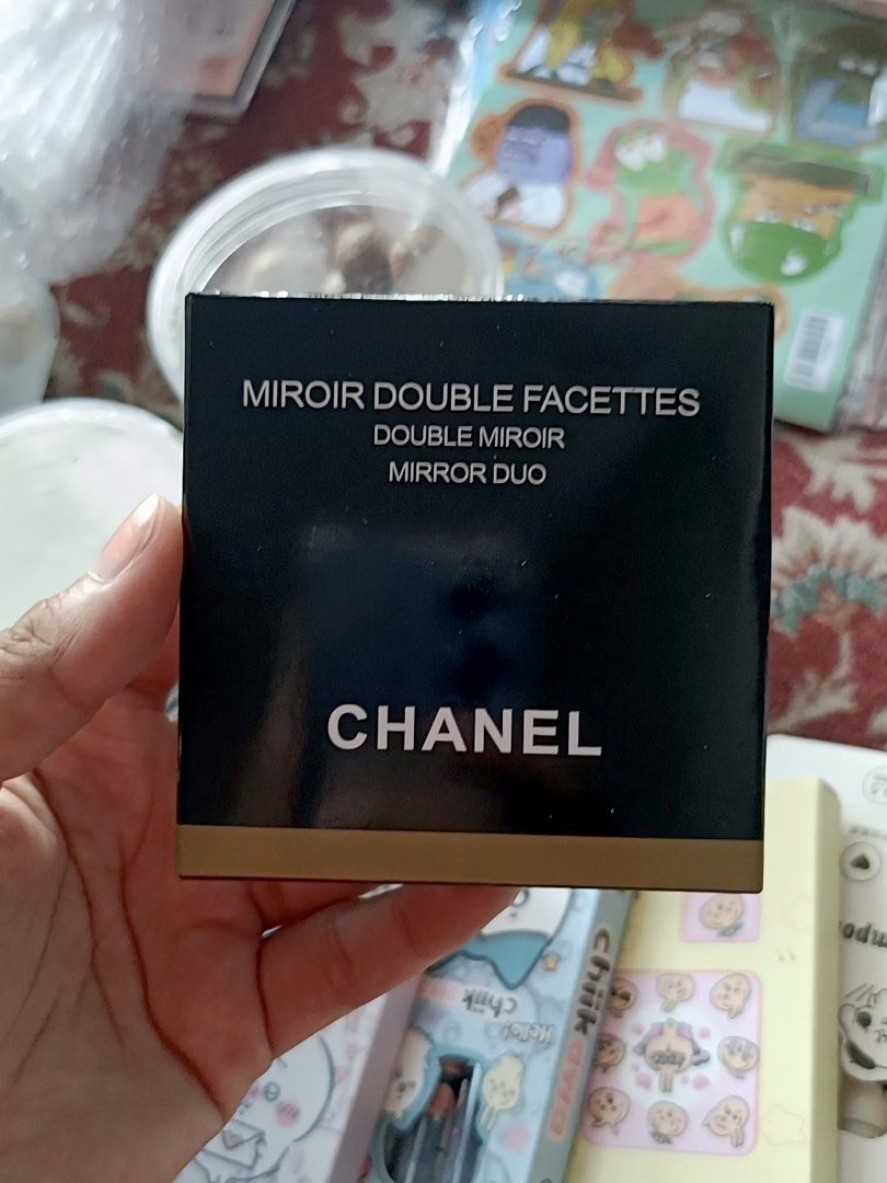 CHANEL MIROIR DOUBLE FACETTES (Category: Luxury Accessories) located in Caloocan City. Submitted by elkeith (Listing ID 1467203775, Image 2). Description: This sleek compact features a regular mirror on one side, and a magnifying mirror on the other, perfect for touch-ups. Ultra-slim and portable, the Mirror Duo is an elegant essential for every makeup bag..