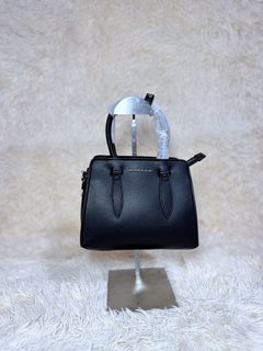 (Category: ) located in . Submitted by hirahira.co (Listing ID 1467279027, Image 1). Description: .