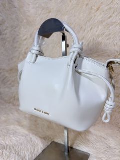 (Category: ) located in . Submitted by hirahira.co (Listing ID 1467280409, Image 1). Description: .