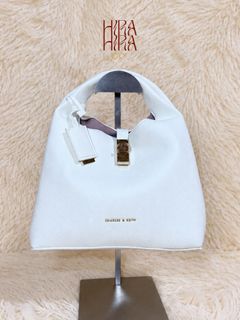 (Category: ) located in . Submitted by hirahira.co (Listing ID 1467289371, Image 1). Description: .
