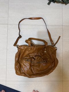 (Category: ) located in . Submitted by sneakysales06 (Listing ID 1467169074, Image 1). Description: .
