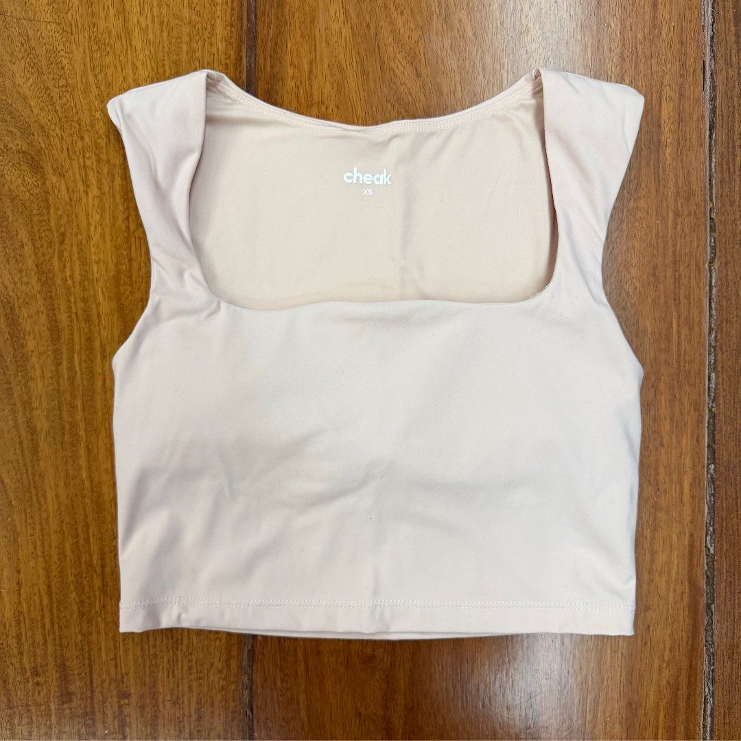 Cheak Ballet / Yoga Top (Category: Sleeveless) located in Muntinlupa City. Submitted by myrandomthingz (Listing ID 1467353483, Image 1). Description: PADDED.