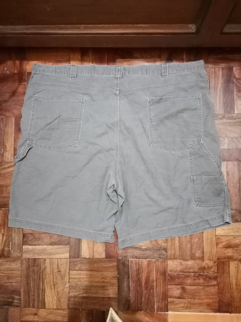 Cherokee carpenter short (Category: Shorts) located in Davao. Submitted by marcio17 (Listing ID 1467171622, Image 1). Description: Size 46 Needwash Minor sign of usaged 450 freeshipping only.
