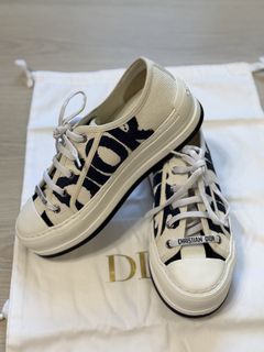 （分類：）位於 。 由 mrschik 提交（商品編號 1467268423，圖片 1）。簡介： 。