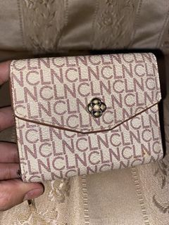 (Category: ) located in . Submitted by trixxxyyy06 (Listing ID 1467250033, Image 1). Description: .