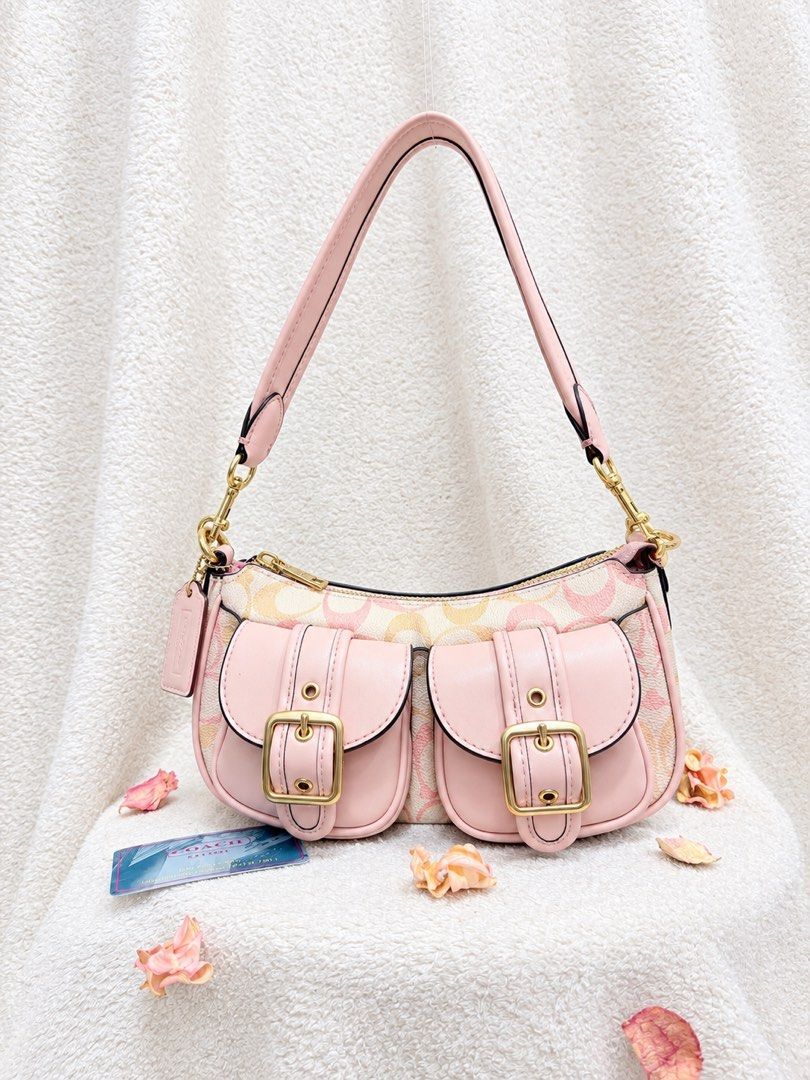 Coach Bags (Category: Luxury Bags & Wallets) located in Manila. Submitted by justmineph (Listing ID 1467343971, Image 3). Description: • 100% made in Vietnam • premium quality & same material as original • with dust bag + paper bag • available in 5 colors .