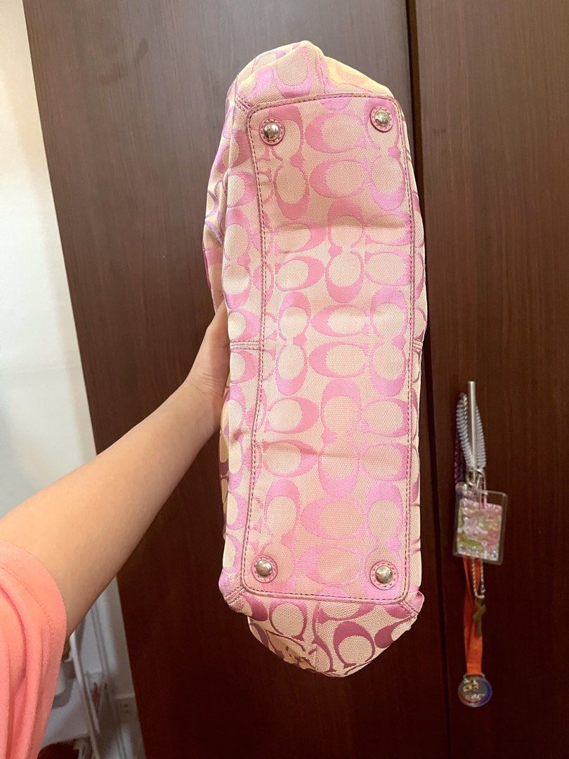 Coach Barbie Pink Pleated Tote (Category: Tote Bags) located in Manila. Submitted by kantiique (Listing ID 1466873664, Image 3). Description: Rank A signs of wear very cute pink color, dm for more inquiries and pics .