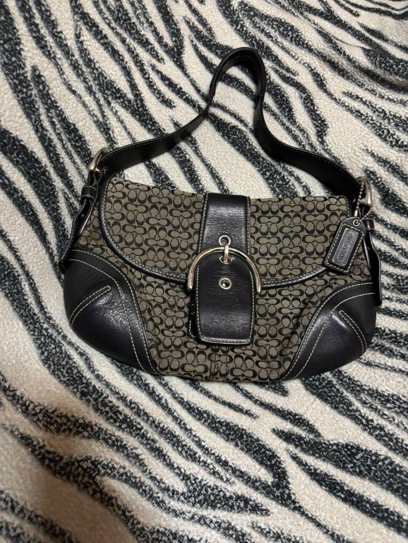 COACH MINI SOHO (Category: Luxury Bags & Wallets) located in Cavite. Submitted by thrift_finds2000 (Listing ID 1467287018, Image 1). Description: .