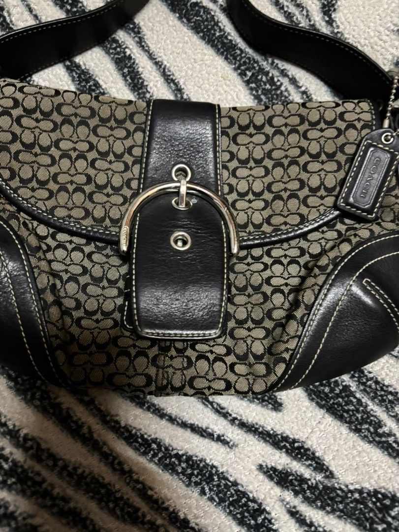 COACH MINI SOHO (Category: Luxury Bags & Wallets) located in Cavite. Submitted by thrift_finds2000 (Listing ID 1467287018, Image 3). Description: .