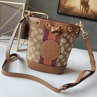 （分類：）位於 。 由 bellezza. 提交（商品編號 1467207397，圖片 1）。簡介： 。