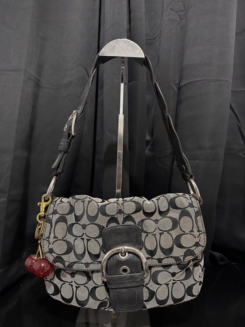 Coach Soho (Category: Shoulder Bags) located in Quezon City. Submitted by preloved__835 (Listing ID 1467355030, Image 1). Description: 🚐Lalamove | JNT. Yes to Pick-up 📍QC MOP: GCash. Cash if pick-up yung item sa house..
