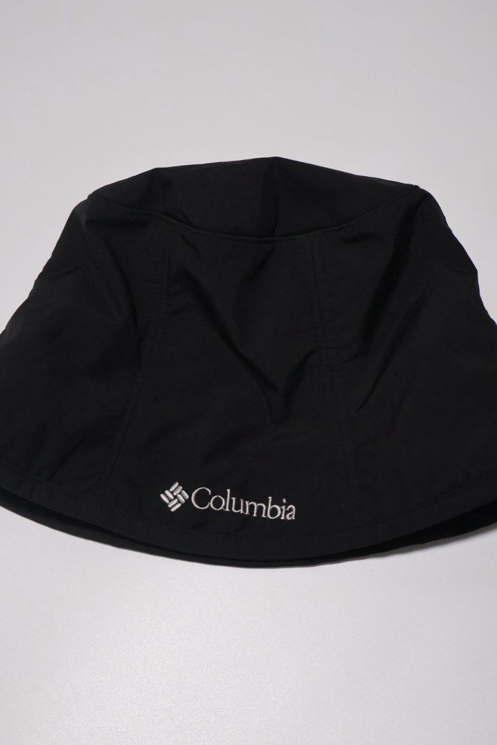 Columbia Women’s Wind-stopper Hat (Category: Caps & Hats) located in Davao. Submitted by adl.dept (Listing ID 1467326098, Image 2). Description: Like New No issue Can fit to Small to Medium Legit Not the ordinary bucket hats (stylish) Wala siyang structure sa baba kumbaga straight siya unlike others - Location: Wilfredo Aquino, Davao City - First to pay gets item! (Payment first) - Add 30 or up for meetups - Can ship/deliver via J&T & Maxim - Pic