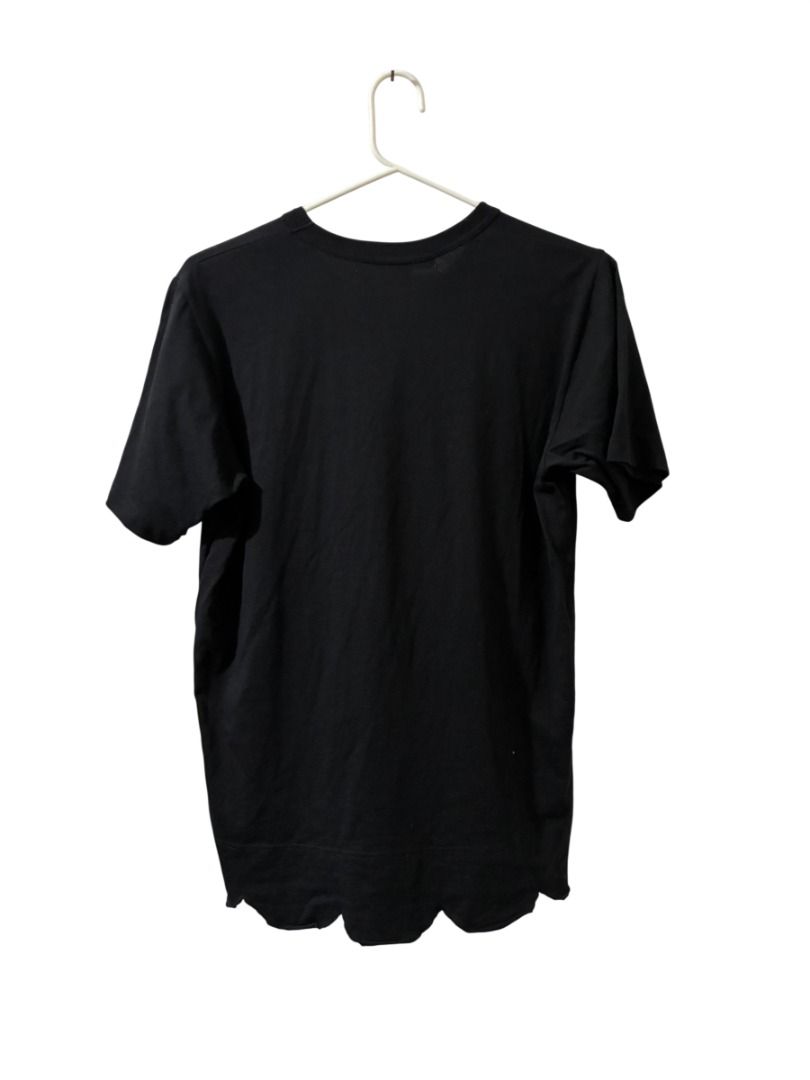 Comme des Garcons Patterned Hem T-shirt (Category: Luxury Apparel) located in Santo Tomas. Submitted by tamins.thrifts (Listing ID 1467357937, Image 2). Description: Condition: 9/10 Color Rate: 9/10 Dimensions: 18 x 25 Issue/s:.