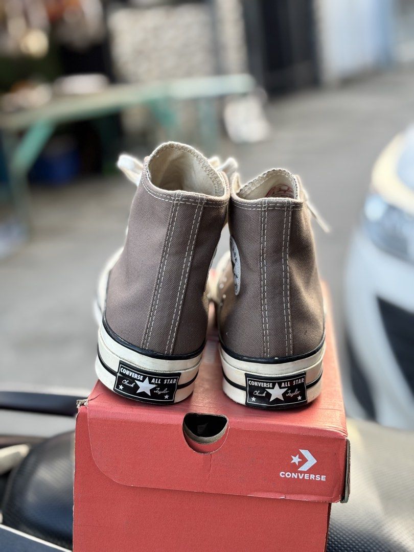 Converse Chuck Taylor 70s High Top Brown (Category: Sneakers) located in San Fernando. Submitted by kickslocker (Listing ID 1467207882, Image 3). Description: - Brand: Converse Chuck Taylor 70s High Top - Color: Brown with white laces - Size: Men's 5.5 / Women's 6.5 (22.5cm) - Condition: Excellent, minimal wear on soles, crisp treads - Inclusions: Comes with original red Converse shoebox - Environment: Clean, smoke-free home.