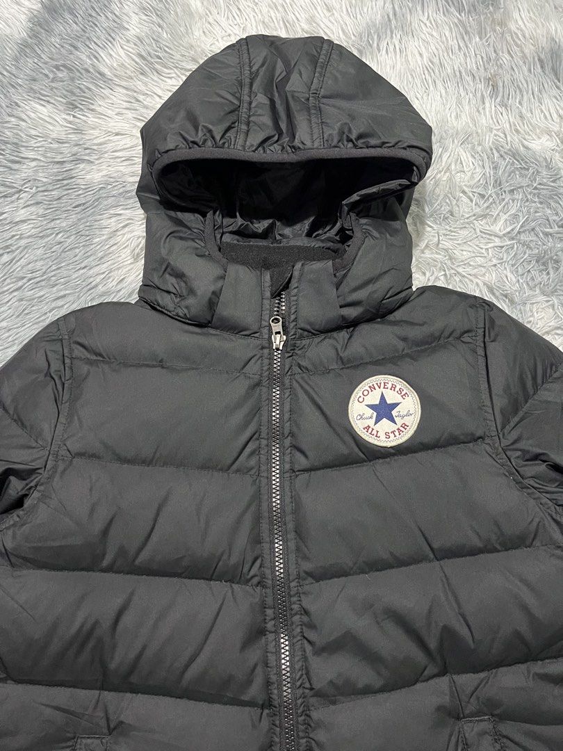 Converse Down Puffer Jacket (Category: Coats, Jackets and Outerwear) located in Sasmuan (Sexmoan). Submitted by winterclothes.ph (Listing ID 1467329731, Image 2). Description: Converse Down Puffer Jacket M 150 on tag Width 19 Length 25.5 b27 Excellent Condition .