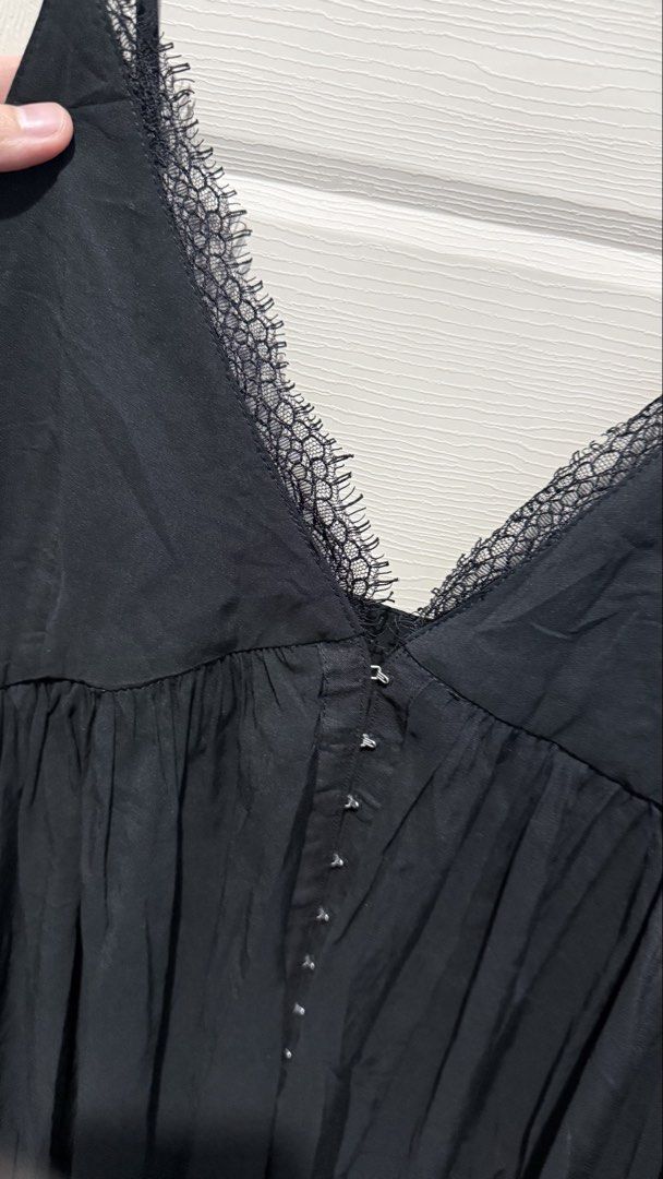 Corset Bubble Hem Long Top (Category: Blouses) located in Quezon City. Submitted by dinesaur (Listing ID 1467294552, Image 2). Description: M-l.