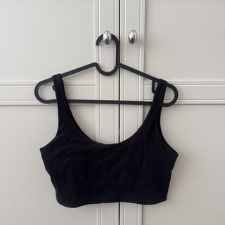 (Category: ) located in . Submitted by mywardrobe6 (Listing ID 1467223465, Image 1). Description: .