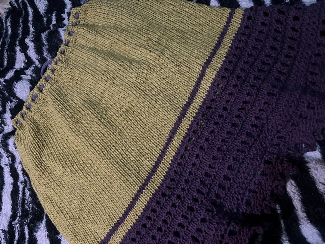 crochet skirt (Category: Skirts) located in Manila. Submitted by badgalririi_ (Listing ID 1467318761, Image 3). Description: can fit to large.