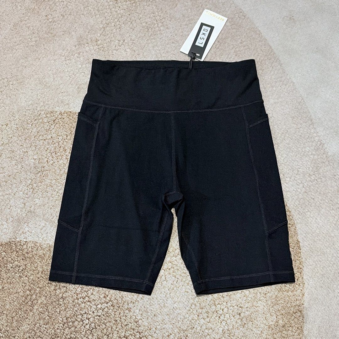 CSB (Category: Activewear) located in Manila. Submitted by justin.jeyeneyshop (Listing ID 1467186614, Image 3). Description: LSKD (Brand new) XL (28-35/18) .