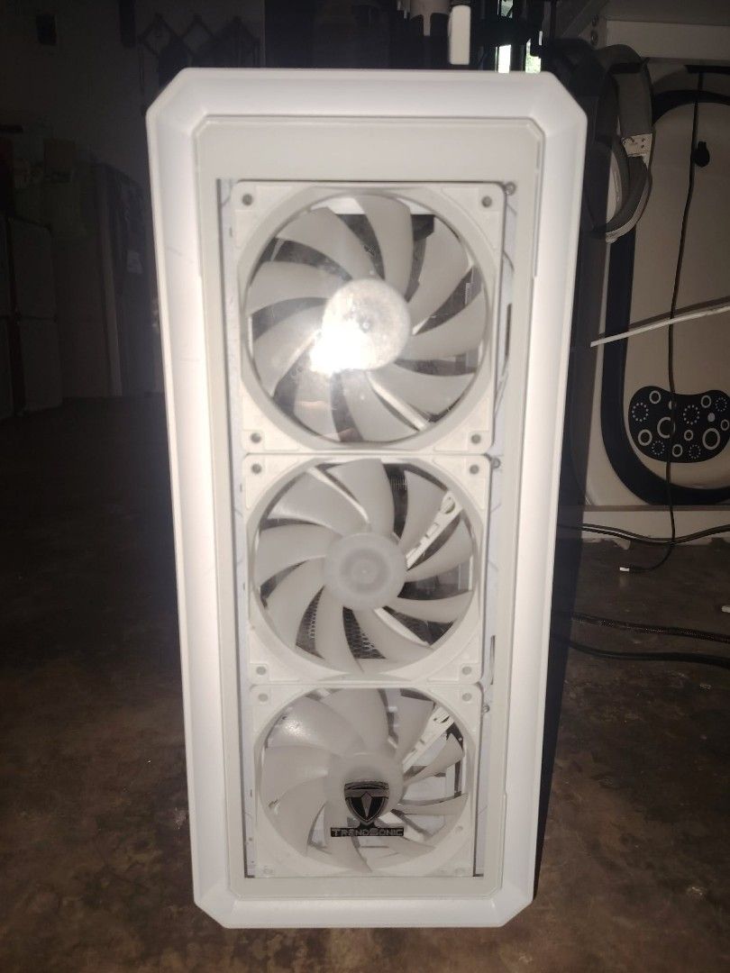 Custom Gaming PC RTX 3050 B450M Wi-Fi (Category: Desktops) located in Carmona. Submitted by airab_1128 (Listing ID 1467226229, Image 2). Description: - White casing equipped with multiple built-in cooling fans for great airflow - MSI GeForce RTX 3050 Ventus 2X XS graphics card - Gigabyte B450M DS3H WIFI motherboard - Reliable stock AMD CPU cooler - Clean interior layout - Ready for daily gaming and general desktop use.