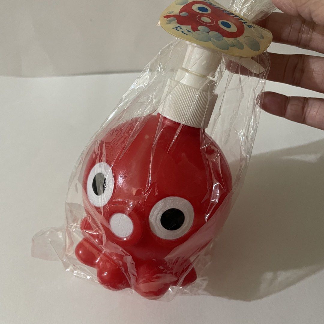 Cute Octopus Soap Bottle (Category: Everything Else Others) located in Butuan. Submitted by paperlueur (Listing ID 1467218917, Image 2). Description: .