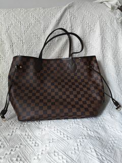 (Category: ) located in . Submitted by inlovewithbags (Listing ID 1467243067, Image 1). Description: .