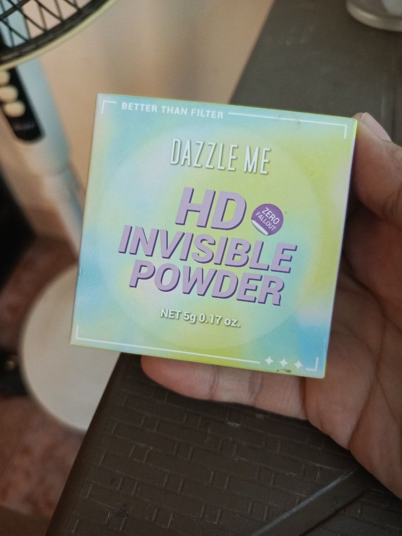Dazzle Me HD Invisible Powder (Category: Makeup) located in Malasiqui. Submitted by shop.bea (Listing ID 1467183636, Image 1). Description: - used 2x - expiry 2027 - will remove the puff before shipping for hygiene purposes rfs: decluttering :) for payment: gcash or maribank courier: j&t express buyer shoulders shipping. no cod :).