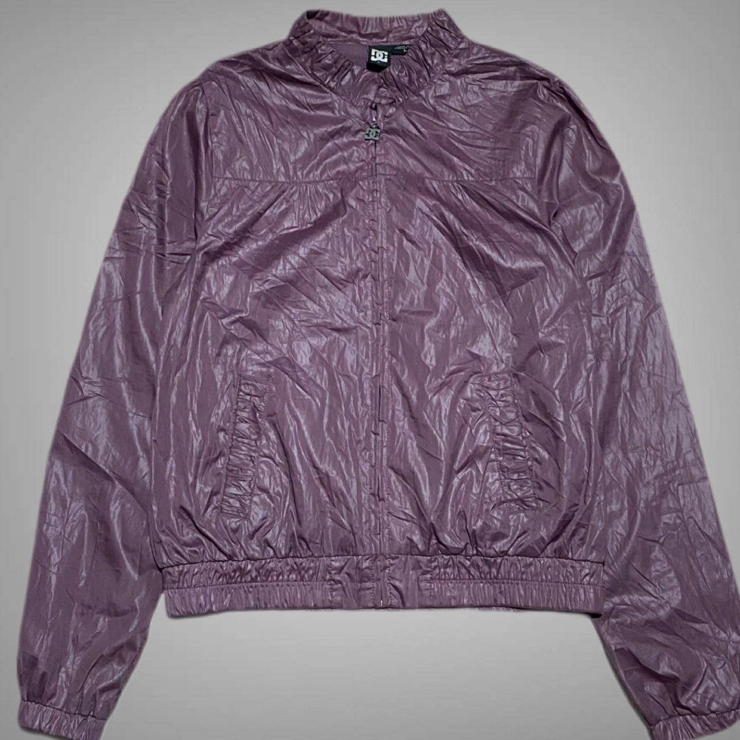 dcshoecousa racing jacket (Category: Coats, Jackets and Outerwear) located in Mabalacat. Submitted by stellargarments (Listing ID 1467350450, Image 1). Description: DCSHOECOUSA Length: 24 Width : 19 Condition: 9.8/10 NAPAKASOLIDDDDD!!! GANDA NG FITTING WITH DC LOGO PULLER COMPLETE TAGS WITH 2 POCKETS MASIKIP RIBBINGS SUPER NICE & KINIS! VERY COMFY & SMOOTH ON SKIN NEED WASH NO MAJOR STAIN.
