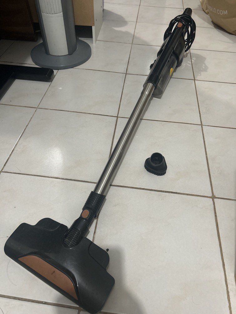 Deerma Vacuum - defective (Category: Vacuum Cleaner & Housekeeping) located in Manila. Submitted by quellaram (Listing ID 1467209819, Image 1). Description: RFS: Bought new. Defective. For those who want to use parts since this vacuum gets hot easily after a few minutes..