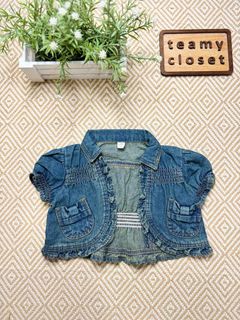(Category: ) located in . Submitted by teamy_closet (Listing ID 1467341108, Image 1). Description: .