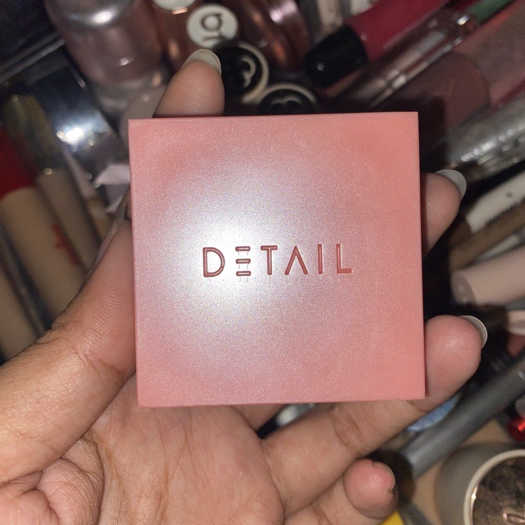 Detail Silk Touch Diffused Blush shade SISTINE (Category: Makeup) located in Cavite. Submitted by maevxnini (Listing ID 1467227551, Image 1). Description: - twice used only - no box 📍cavite.