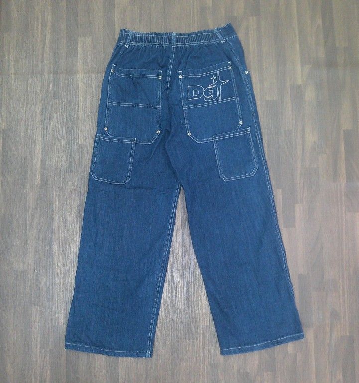 Dg Raw Denim Utility Pants (Category: Jeans) located in Manila. Submitted by d.reiin (Listing ID 1467213875, Image 2). Description: Length - 41 Inches Waist - 30-32 Inches Leg Hole - 11 Inches.