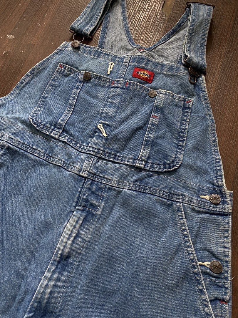 Dickies denim overall carpenter (Category: Activewear) located in Cebu City. Submitted by 0pong (Listing ID 1467207594, Image 3). Description: - Dickies overall carpenter - Excellent - Issue sign of usage - Size Medium(32x30) 📍Cebu city .