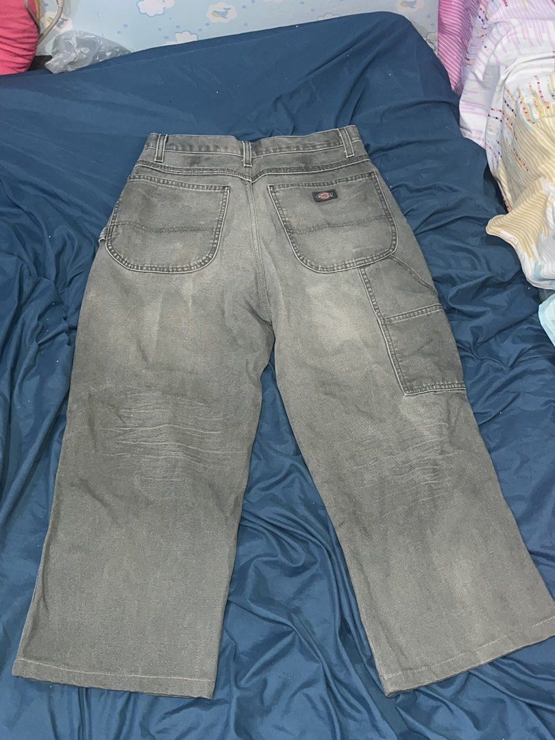 Dickies Grey Carpenter Jeans Dungarees (Category: Jeans) located in Manila. Submitted by markergeyt (Listing ID 1467232344, Image 2). Description: Vintage Dickies Moss Green Carpenter Pants Waistline - 30 Inches Length - 35.5 Inches Leg Hole - 10 Inches MOP - Gcash Location - Manila Courier - LBC .