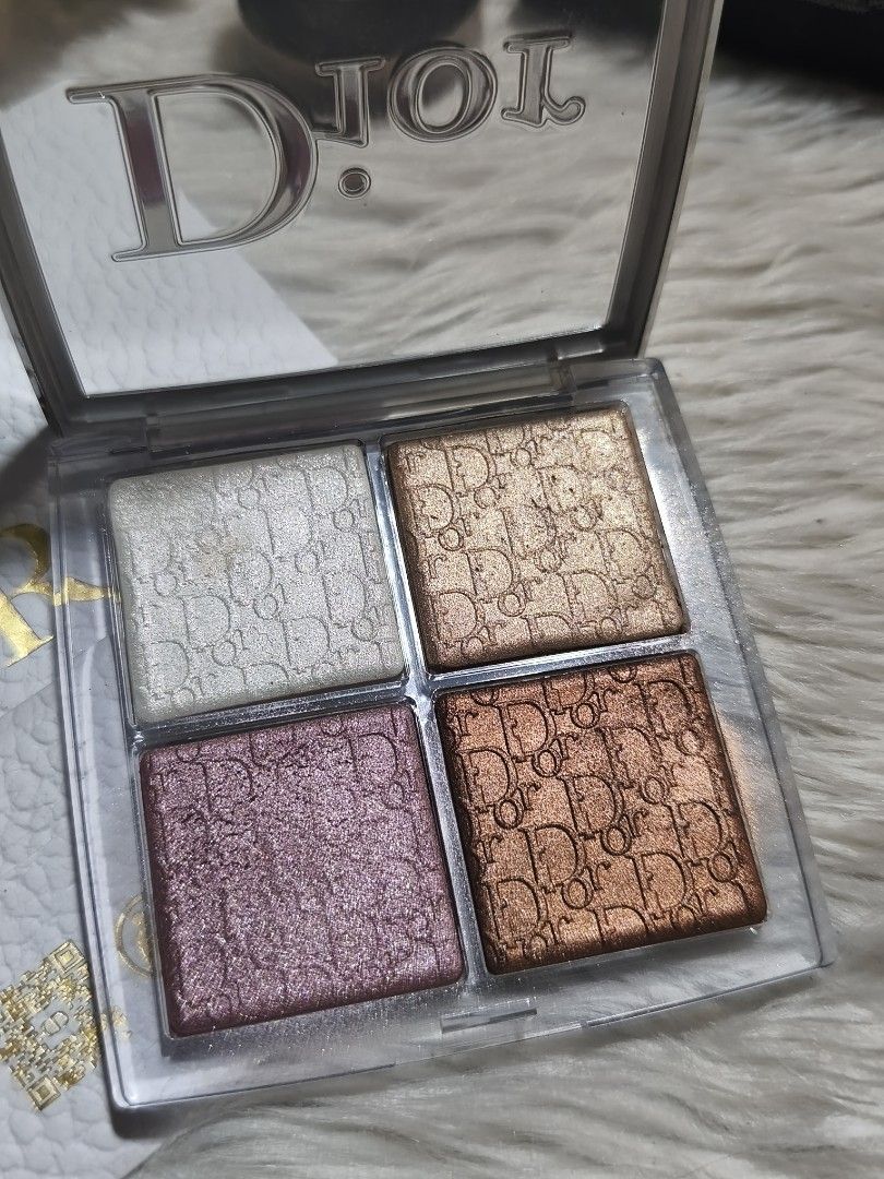 Dior Backstage Glow Face Palette (Category: Makeup) located in Mandaluyong City. Submitted by bisou_ph2 (Listing ID 1467245072, Image 3). Description: Authentic Universal 001 Old formula Used the blush and strobe 2x only. No more box rfs: hindi bagay sakin Location: Mandaluyong City Open for pick up, shipping, lalamove..