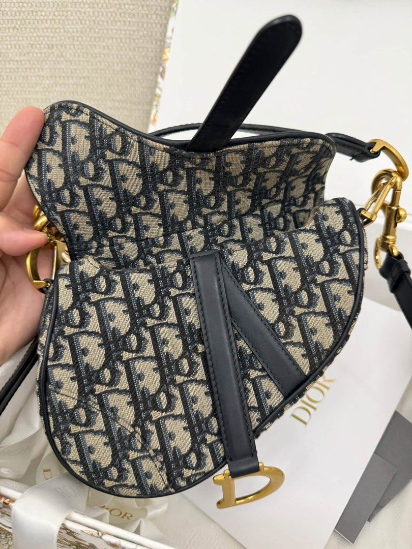 Dior Saddle Bag Blue Oblique Jacquard (Category: Luxury Bags & Wallets) located in Quezon City. Submitted by kelsanneee18 (Listing ID 1467245617, Image 3). Description: - Excellent, well-kept condition with clean canvas and interior - Complete inclusions: box, dust bag, cards, receipt and auth card.