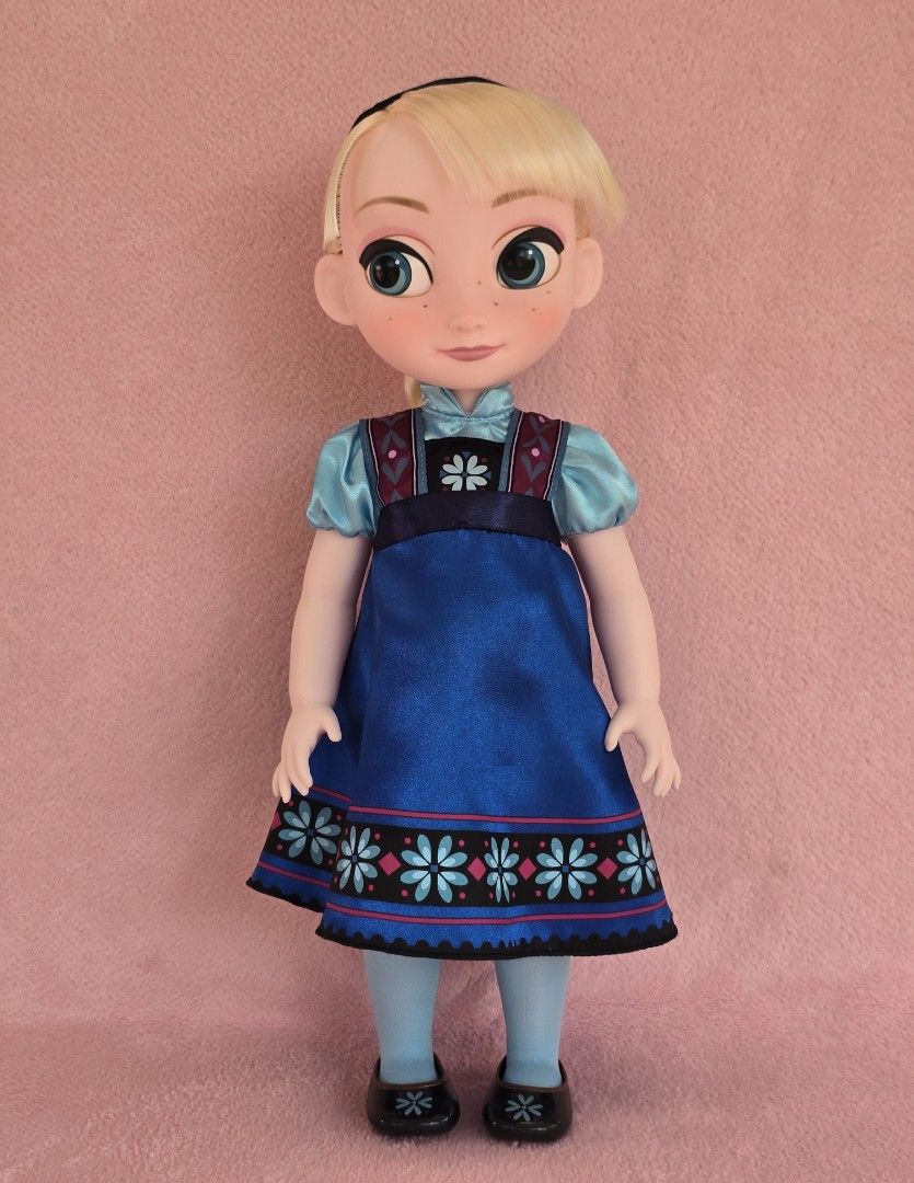 DISNEY ANIMATOR ELSA (Category: Kids Toys) located in Quezon. Submitted by blushreloved (Listing ID 1467188026, Image 1). Description: OOTB Condition Selling As Is.