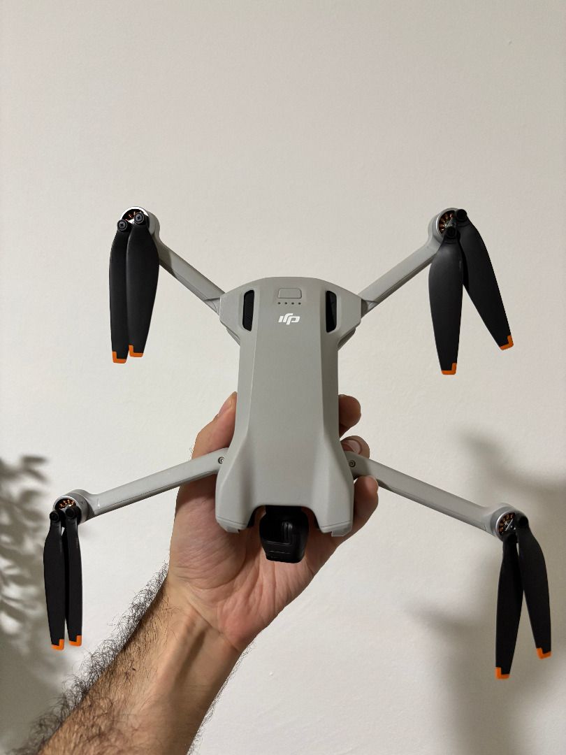 DJI Mini 3 Fly More Combo w/SD cards (Category: Drones) located in Makati City. Submitted by jdimaio (Listing ID 1467301536, Image 3). Description: Excellent Condition | Only 1h 15min Flight Time | 4 Batteries Selling our DJI Mini 3, purchased in 2023 and very lightly used. Only an hour and fifteen minutes of flight time. The drone is in excellent condition, with no scratches or visible damage, and has been well cared for. Here is a quick test sh