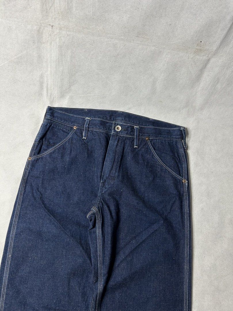 D.M.G 1937 Army Work Trousers (Category: Jeans) located in Iloilo. Submitted by noy_thrift (Listing ID 1467310591, Image 3). Description: D.M.G 1937 Army Work Trousers Waistline 30 Thighs 11.5 Knee 8.8 Leghole 7.8 Inseam 32 Outseam 41.5 Front Rise 9.5 Back Rise 12.5 Excellent Condition No Issue.