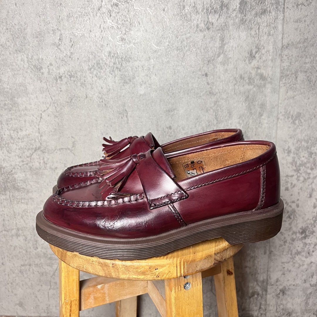Dr martens loafers Size 5 womens (Category: Loafers) located in Rodriguez. Submitted by jesssssy23 (Listing ID 1467258885, Image 2). Description: Uk3 / Us5L Signs of use ( please see pics ).