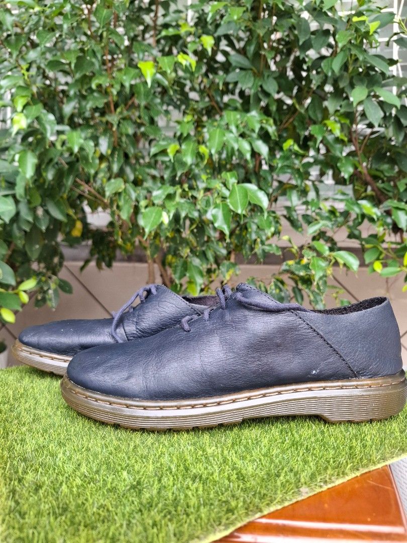 Dr. Martens Patricia II (Category: Boots) located in Tagum. Submitted by japjap1212 (Listing ID 1467207227, Image 2). Description: Dr. Martens Patricia II Material: soft fine-grained Virginia leather Sizes: US L 7 EU 38 UK 5 Meet up 📍711 GMall Tagum 🛳 Can Ship nation wide.