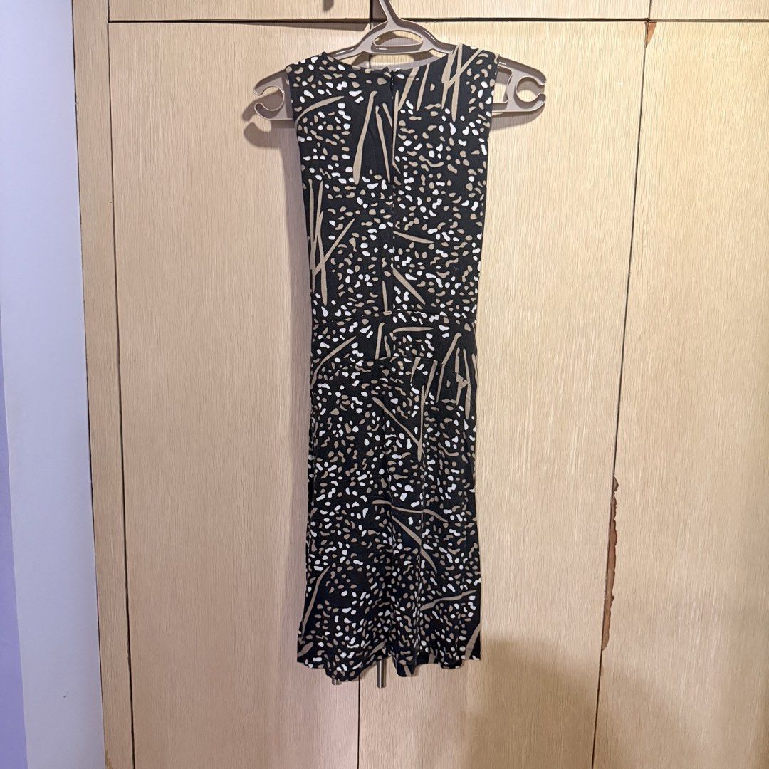 Dress (Category: Dresses) located in Quezon City. Submitted by mariaparador (Listing ID 1467215199, Image 3). Description: .