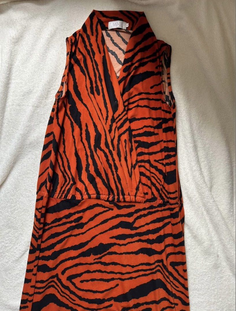 Dress (Category: Dresses) located in Mandaue City. Submitted by meh.soh (Listing ID 1467287147, Image 3). Description: size: M-L (stretchable) Mode of Payment: Gcash Delivery: Maxim (within Cebu) j&t (outside Cebu).